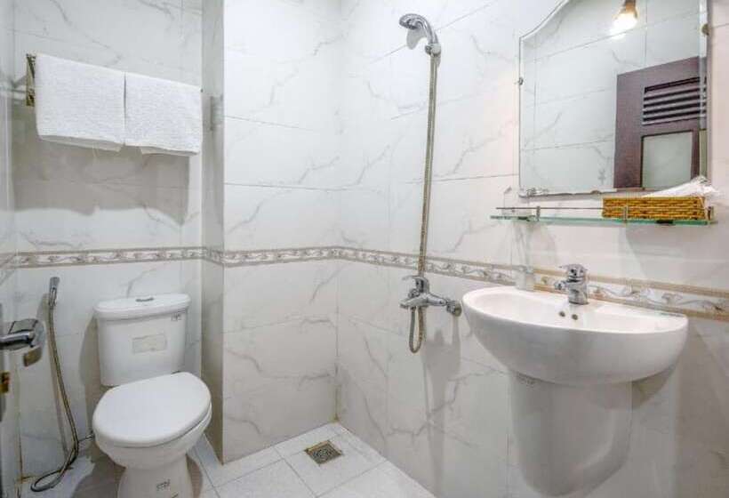 اتاق استاندارد, Lotus Rock Hotel đà Nẵng