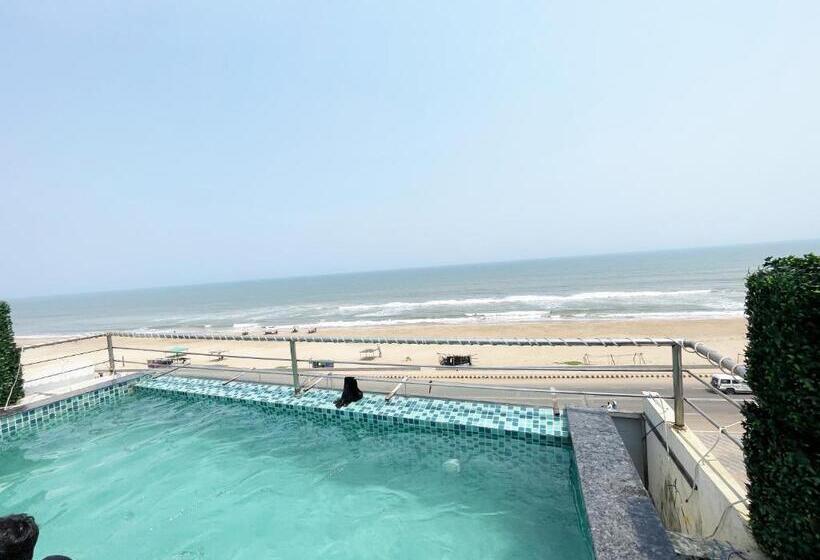 اتاق سوپریور, Tbs ! Puri All Rooms Sea View Fully Air Conditioned Hotel With Lift And Parking Facility Breakfast I