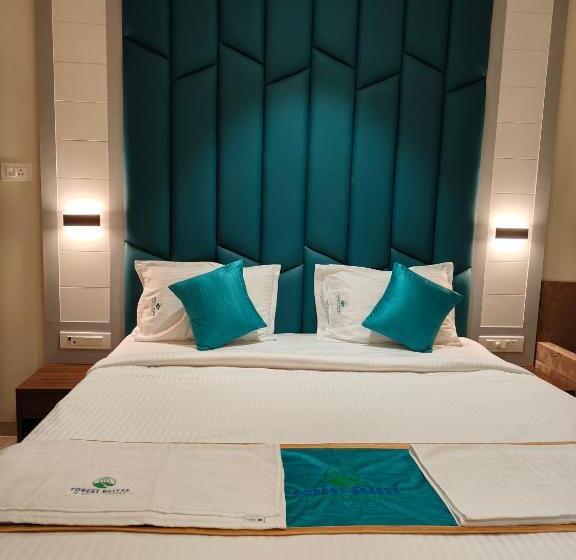 Президентский Люкс, Forest Breeze Inn