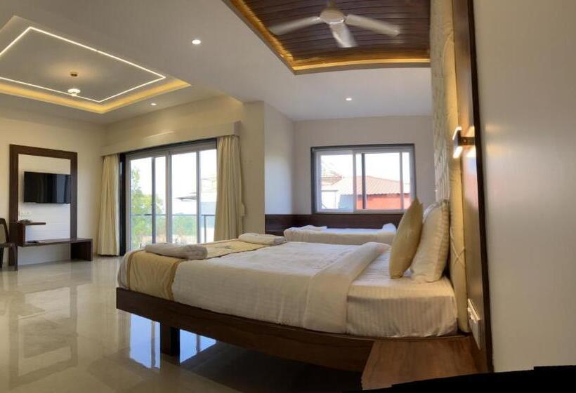 Президентский Люкс, Forest Breeze Inn