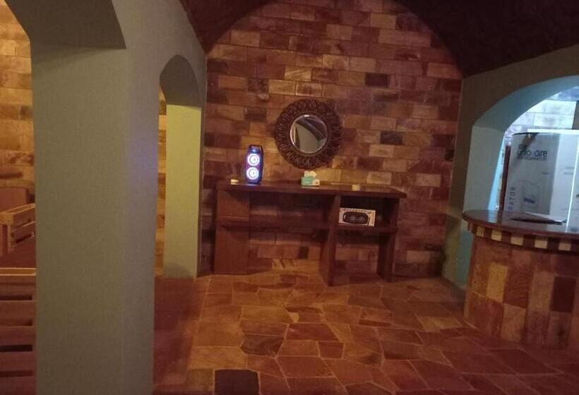 کلبه ییلاقی, Hoolli Villa