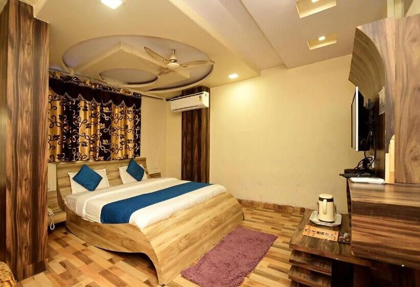 Номер Superior, Star Palace Near Railway Station