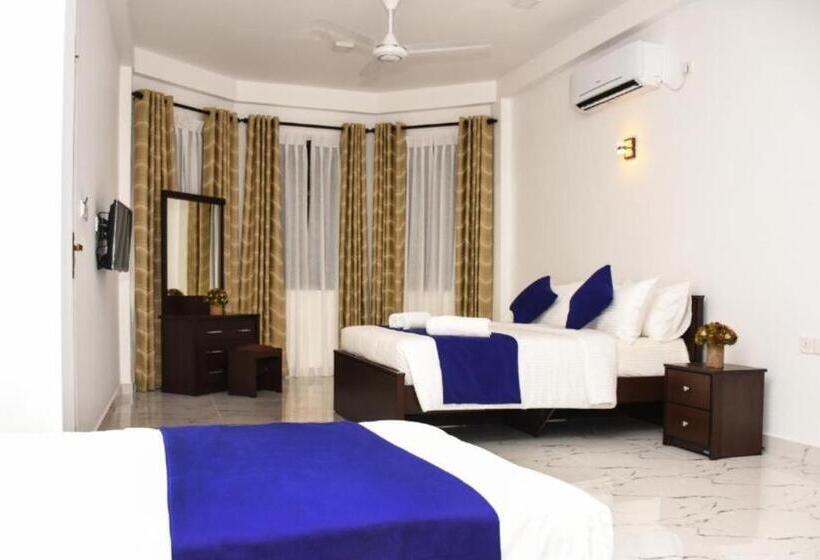 Трехместный Номер Deluxe, Mamma Raji Hotel   Freedom Paradise