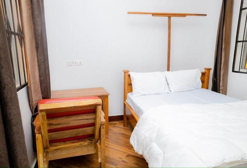 Номер Стандарт, Mangi Mangi Accomodation