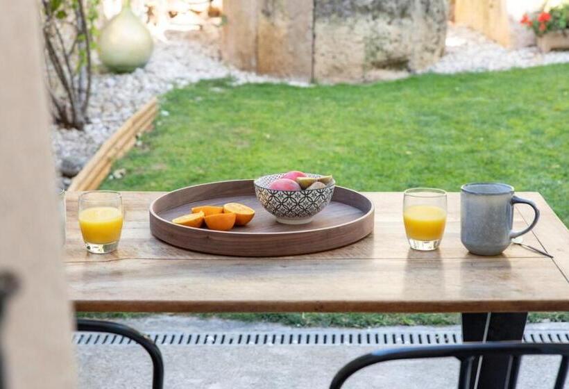 Номер Стандарт Индивидуальный, Unique Guest Room In The Heart Of Provence The Secret Of The Stones