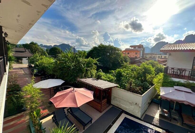 스탠다드 룸 산 전망, Champa Inn Resort