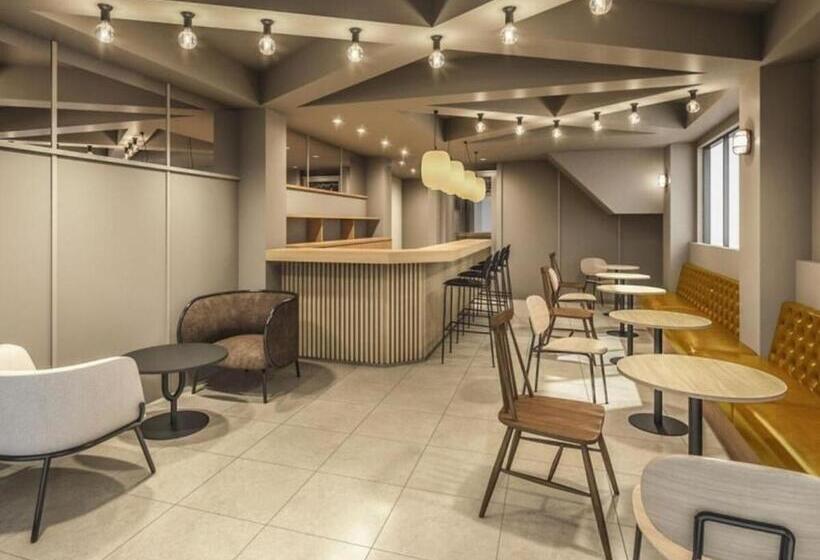 Полулюкс, Gems Yufuin Hotel And Spa Cafe Bar