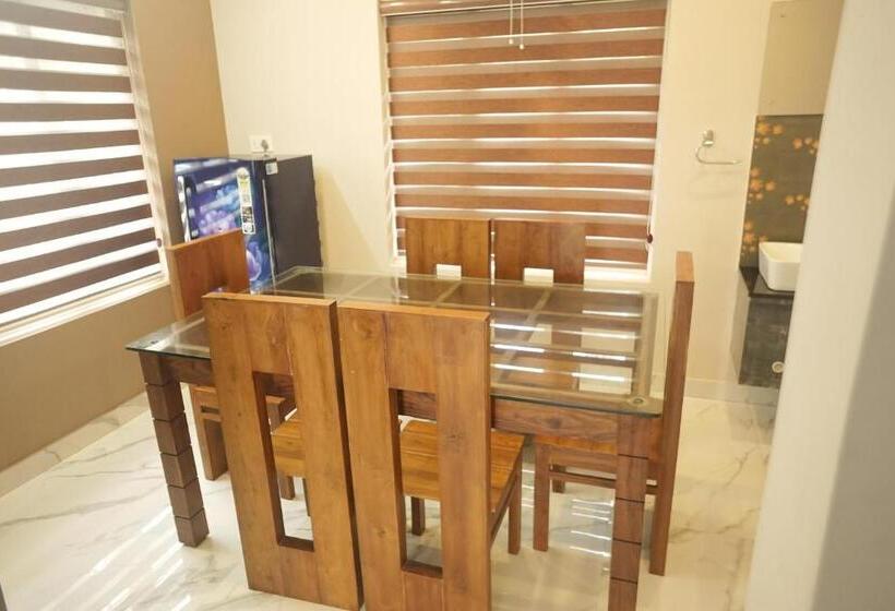 Вилла Superior 1 Спальня, Luxe Hotel   Rooms & Villas Wayanad