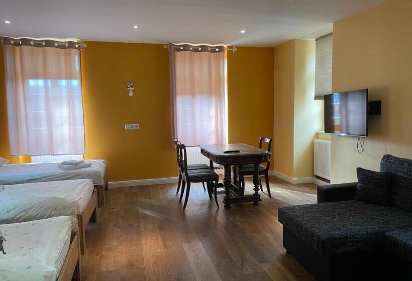 Четырехместный Номер Стандарт, Gästezimmer An Der Stadtmauer