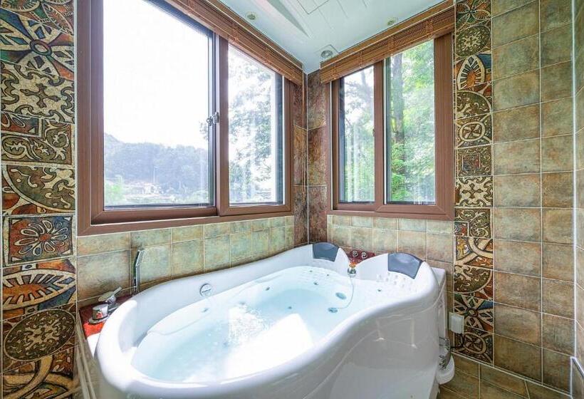 Вилла с 1 спальней и бассейном, Die Pause Pool Villa Pension
