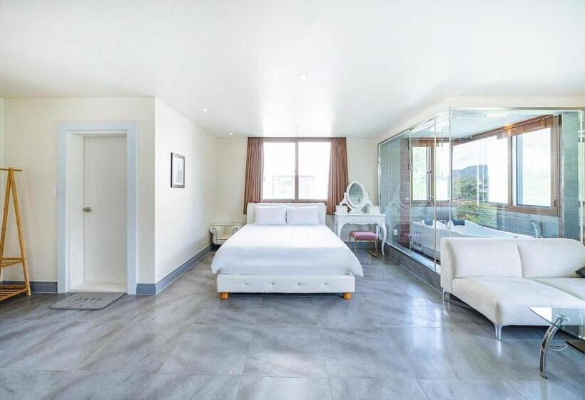 豪华房间, Die Pause Pool Villa Pension