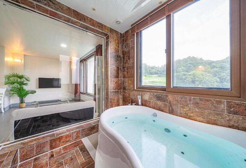 Номер Deluxe, Die Pause Pool Villa Pension