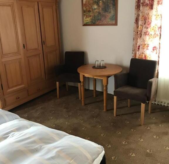 Семейный Номер, Tannenhof