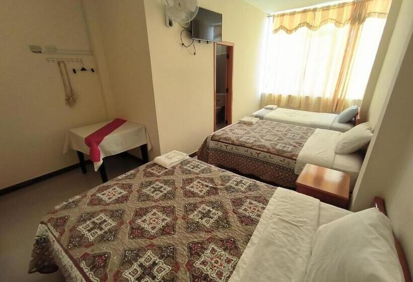 غرفة قياسية ثلاثية, Hosteria Licalhe