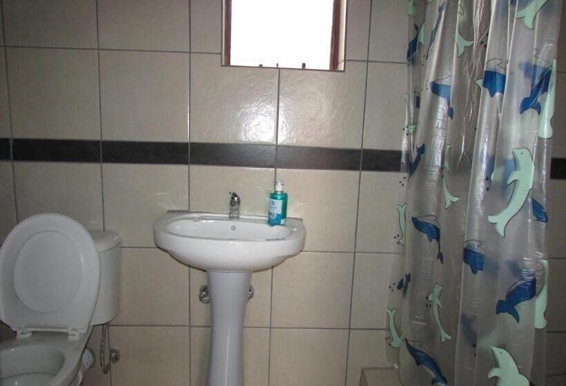 디럭스 룸, Cozy Queen Bed Apartment In Hammanskraal