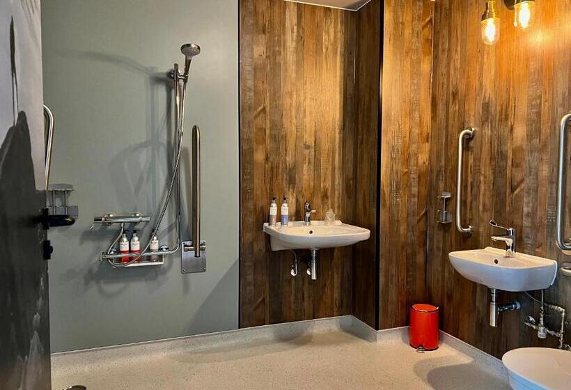 Номер Стандарт Адаптированный для Инвалидов, Bike & Boot Inns Peak District   Leisure Hotels For Now