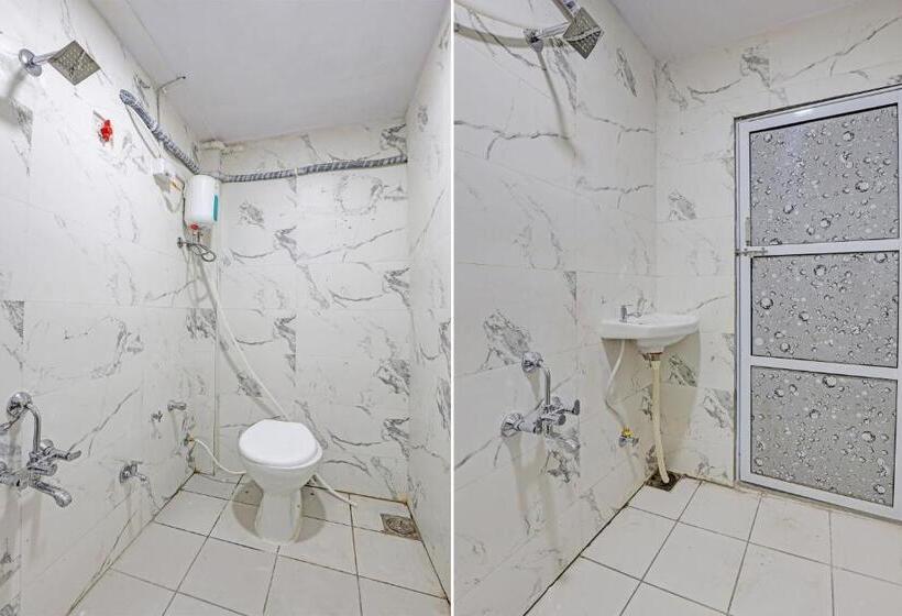Трехместный Номер Классика, Collection O Kanha Inn