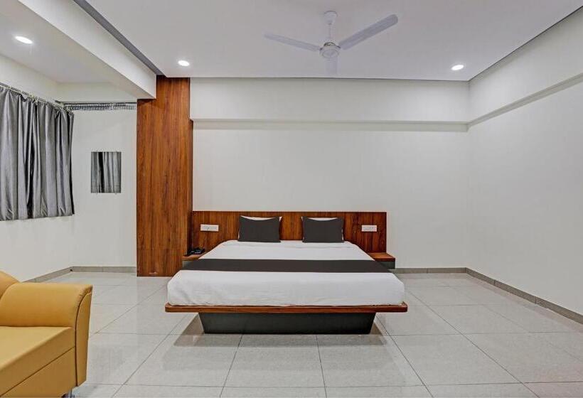 Трехместный Номер Классика, Collection O Kanha Inn