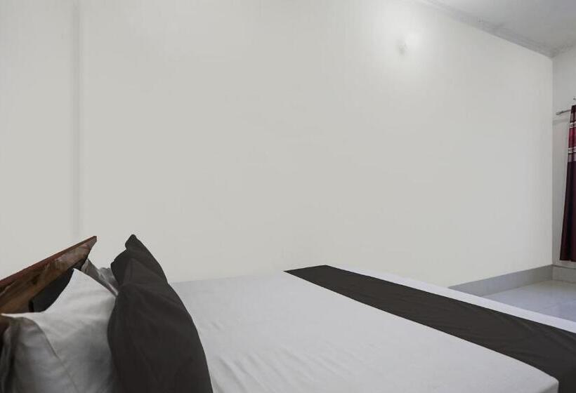 Трехместный Номер Классика, Spot On Royal Stay Residency