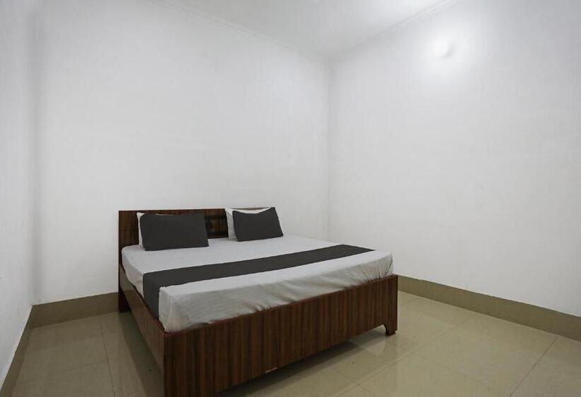 Трехместный Номер Классика, Spot On Royal Stay Residency