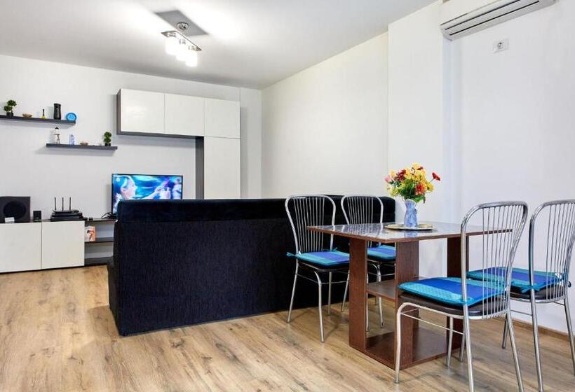 Апартаменты 1 Спальня с Балконом, Apartament Mystic Promenada