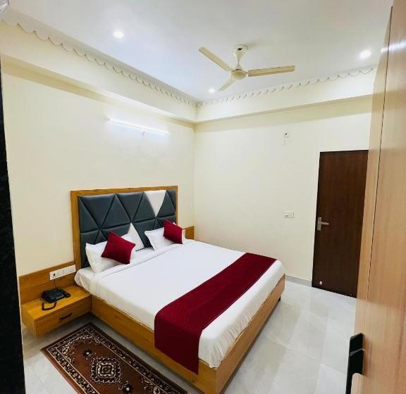 اتاق لوکس, Jai Hari Vilas