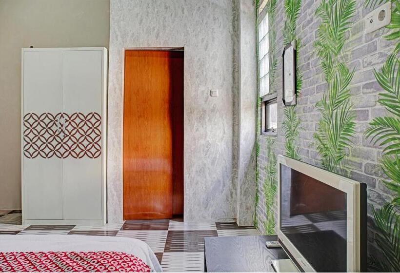 Номер Deluxe, Oyo 93190 Sartika Gh Syariah