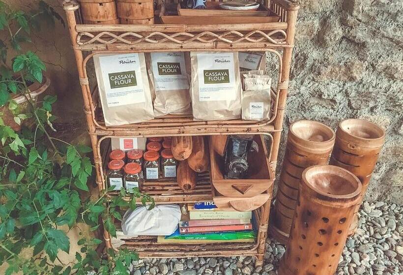Номер Deluxe с Балконом, Petrichor   Regenerative Living Experience