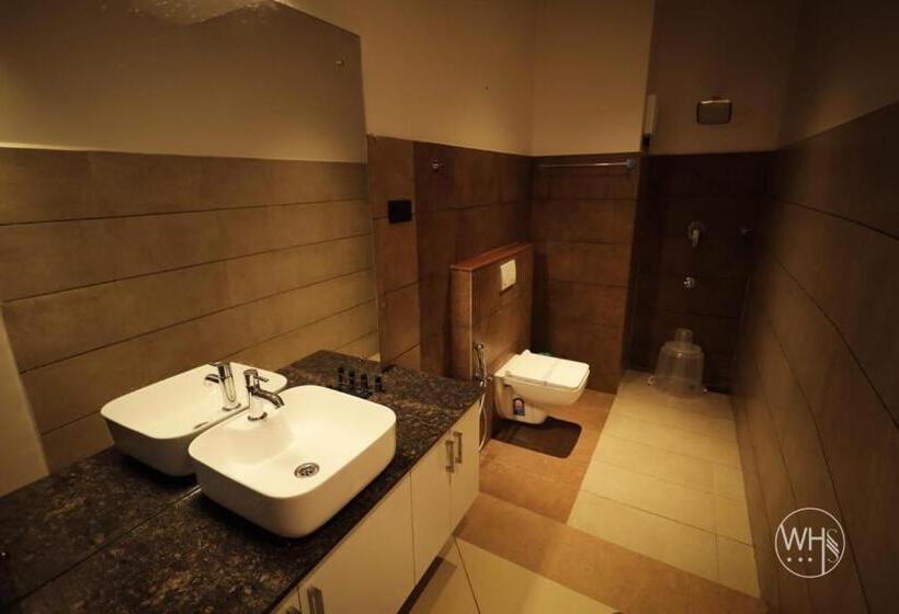 Люкс Повышенной Комфортности, Wayanad Hill Suite