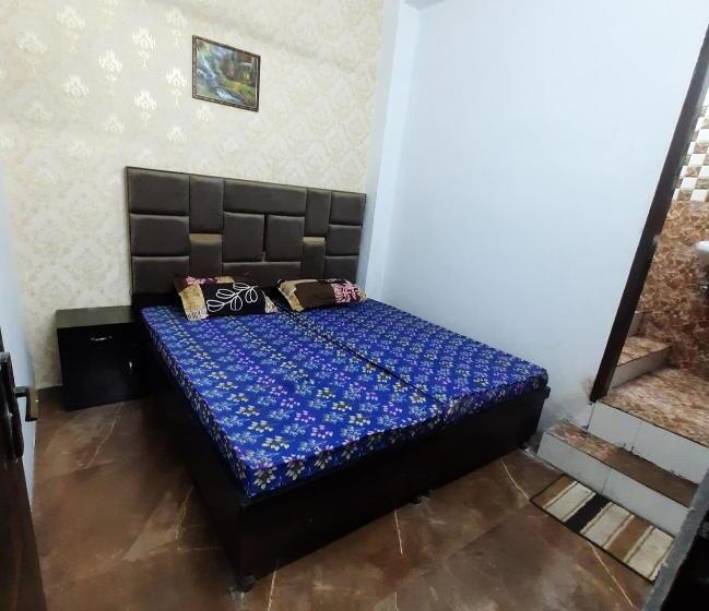 اتاق استاندارد, Ludhiana Hotel Rooms