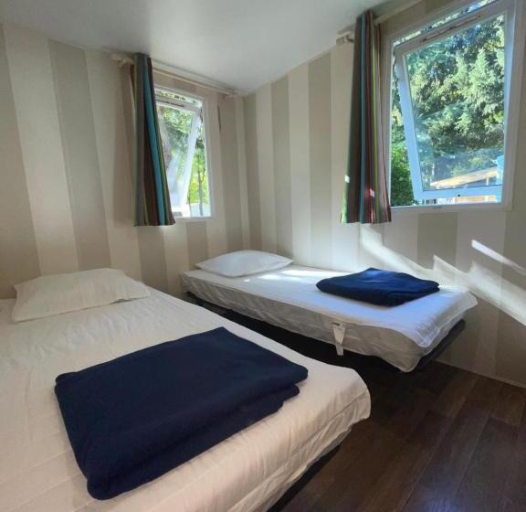 Семейное Бунгало, La Petite Maison C14   Hopla Bnb