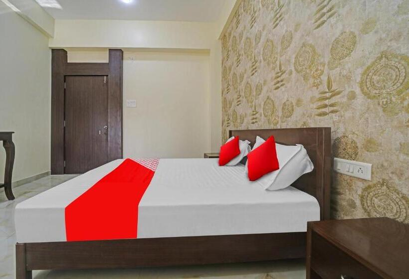 三人经典房间, Oyo Flagship Hotel Sanskar Palace