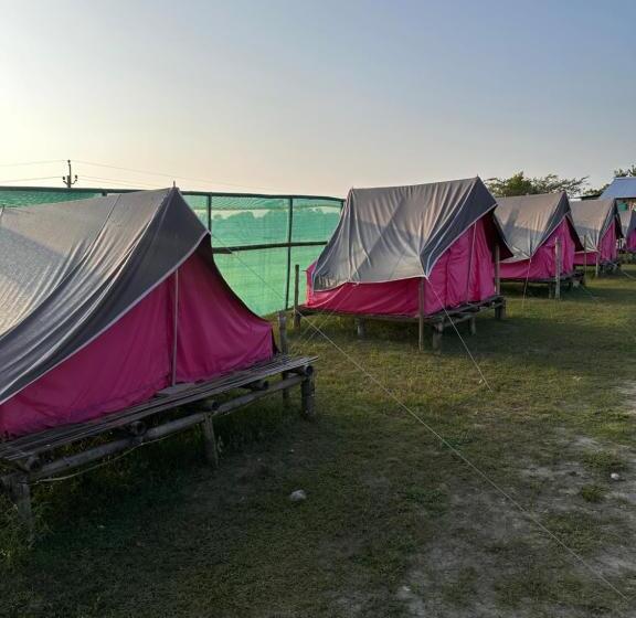 经典四人房间, Green Meadows Eco Camp
