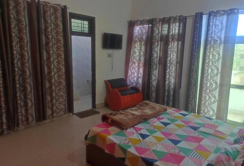 Трехместный Номер Классика, Oyo Rising Star Guest House