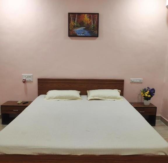 Номер Deluxe, Soham Beach Resort, Diveagar