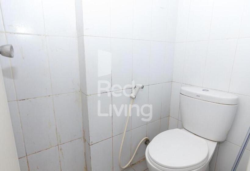 Студия Deluxe, Redliving Apartemen Grand Sentraland   At Properti Tower Pink