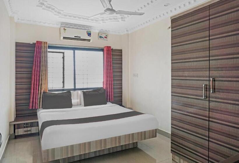 三人经典房间, Collection O 86342 Crystal Executive Lodging