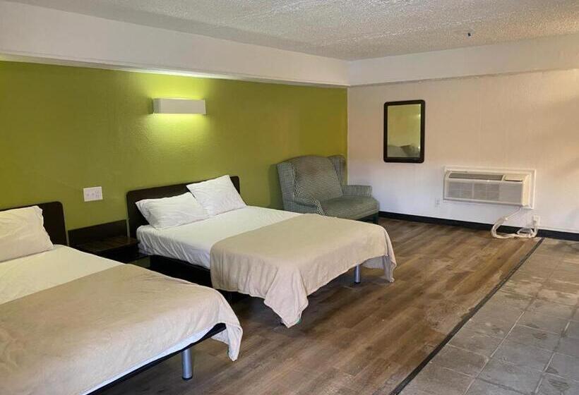Семейный Номер Deluxe, Motel 9
