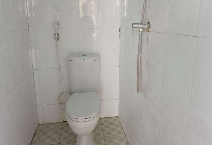 اتاق لوکس, Oyo 93359 Kawi Homestay