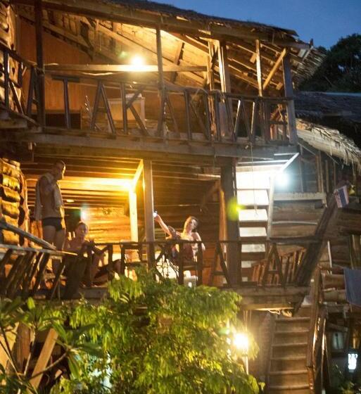 Номер Superior, Sunflower Boathouse