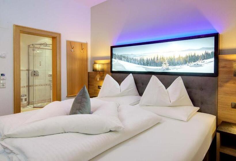 Трехместный Номер Deluxe, Alpinstyle Hotel Ischgl