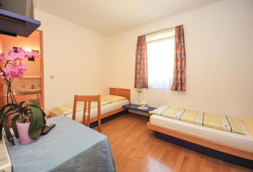 Номер Стандарт, Gasthof Iris