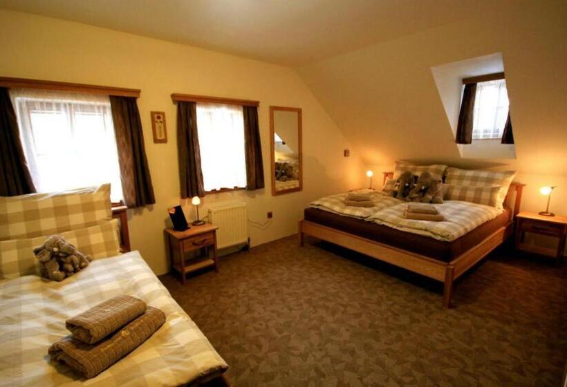 Номер Стандарт Трехместный, Residence Buffalo