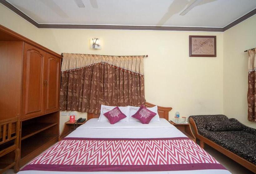 Трехместный Номер Классика, Oyo Flagship 6178 Hotel Nstar Heritage