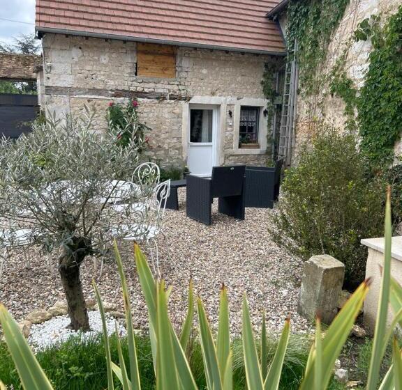 Студия Стандарт, Le Relais Du Bord De Seine