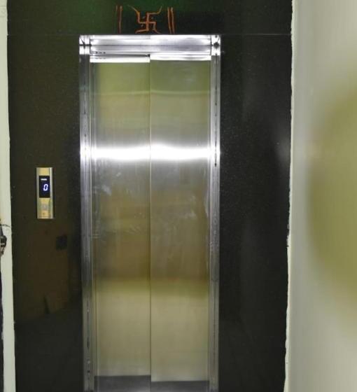 디럭스 룸, Shree Guest House