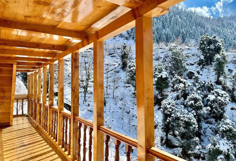 Дом 4 Спальни, Flüstern Homestay