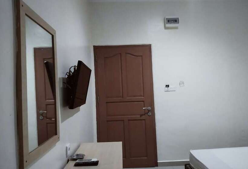 스탠다드 룸, Oyo 93536 Pondok Almirah