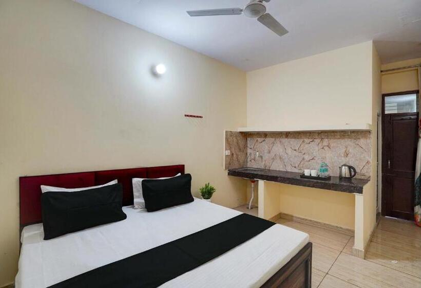 Трехместный Номер Классика, Oyo Hotel Vedant