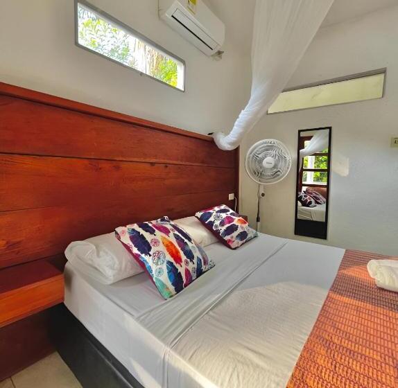 اتاق استاندارد با بالکن, Santuario Tayrona Hostel